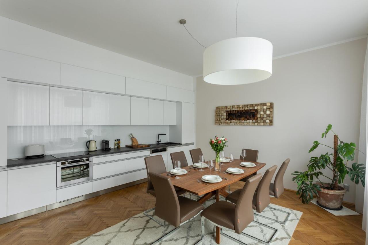 Deluxe Apartment In Old Town By Prague Days Екстер'єр фото