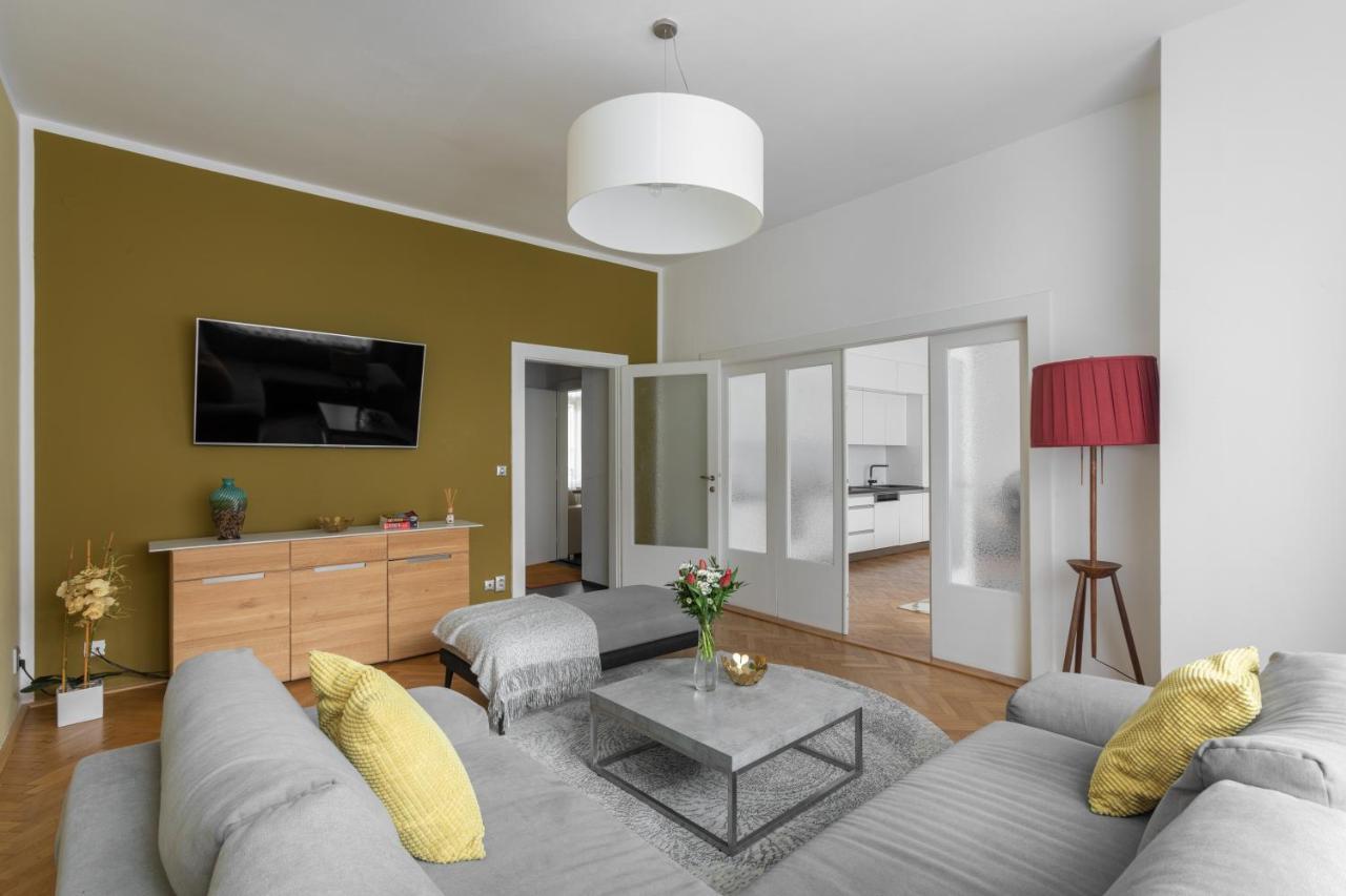 Deluxe Apartment In Old Town By Prague Days Екстер'єр фото
