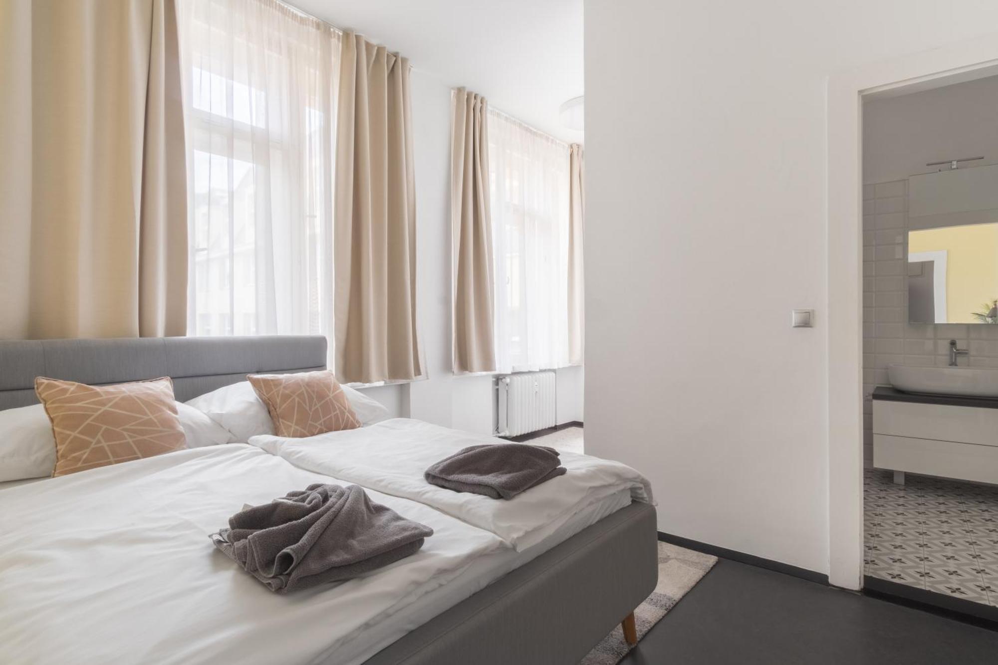 Deluxe Apartment In Old Town By Prague Days Екстер'єр фото
